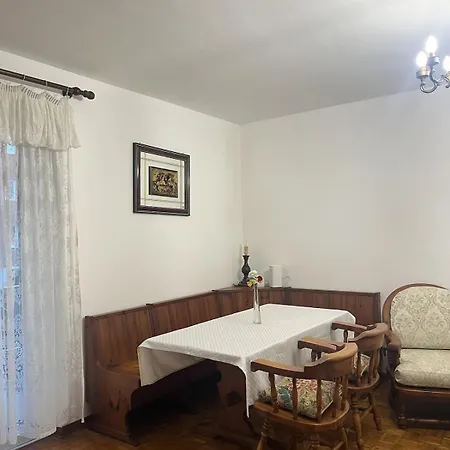 Sea & Books Apartment